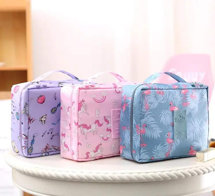 PURDORED 1 Pc Floral Cosmetic Bag Portable Waterproof Women Makeup Bag Travel Toiletry Bag Beauty Case Wash Pouch Bag Neceser