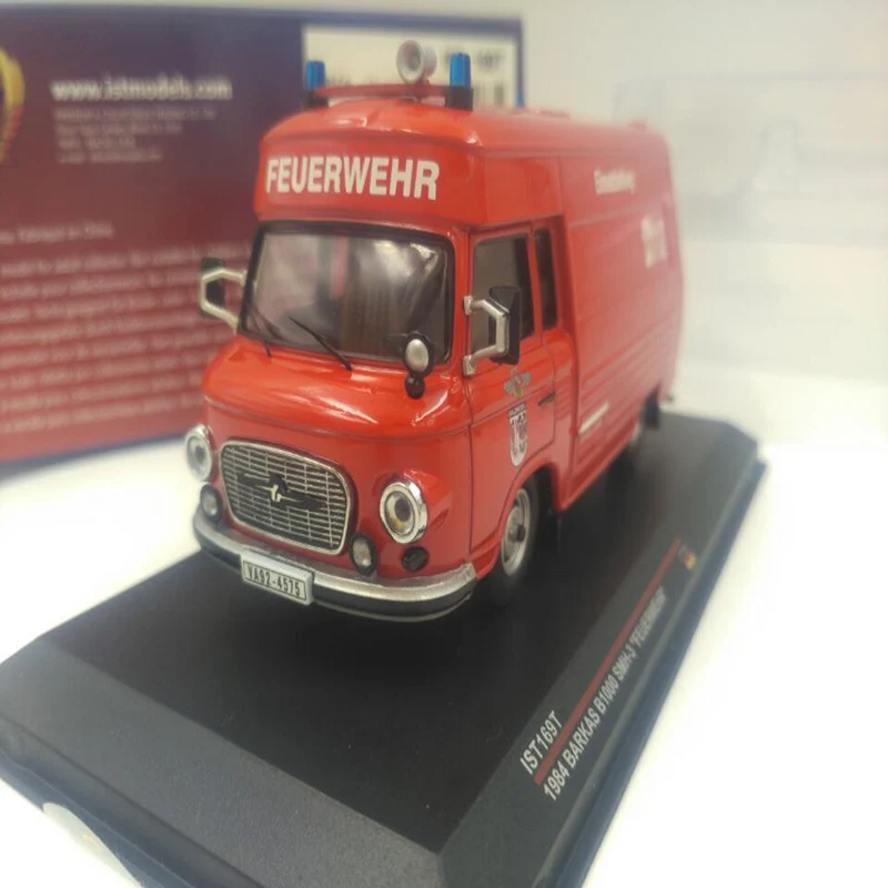 1/43 Моделирование Классический 1985 Barkas B1000 Smh 3 FEUERWEHR коллекция скорая помощь дисплей модель сплава винтажная медицинская модель автомобиля