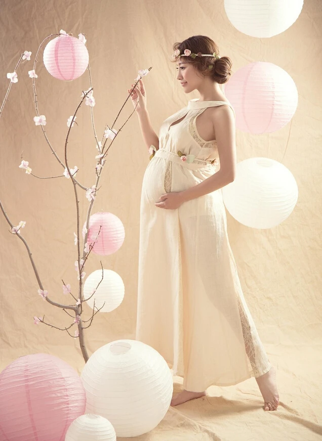 

2018 new lace Maternity dress Photography Props Long dress pregnant women Elegant Fancy Photo Shoot Studio Pregnant Clothing