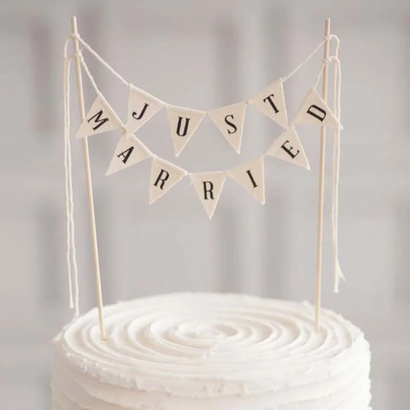 

Just Married Cake Topper Just married Banner Just Married Wedding Decoration Romantic Cake Decorating Party Supplies 1set