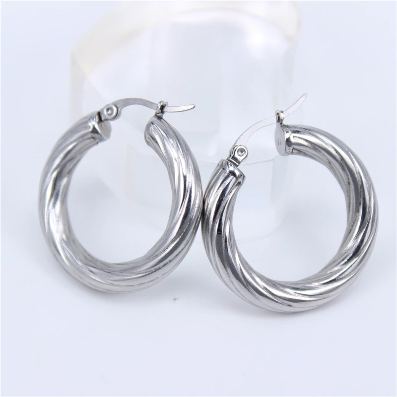 

LOOKER New Fashion Jewelry Casual Round Hoop Earrings Gold Color Stainless Steel Earring for Women