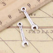 30 pçs encantos chave ferramenta 24x5mm tibetano prata cor pingentes antigo jóias fazendo diy artesanal artesanato