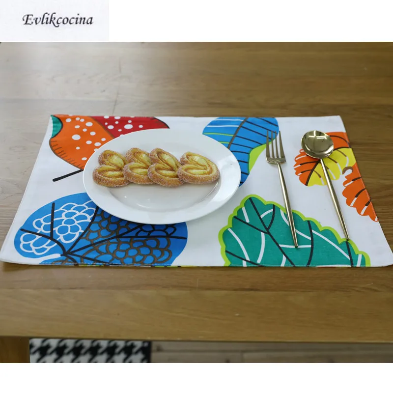 

Free Shipping Colored Leaves Placemat Dining Table Coaster Cloth Insulation Coffee Cup Pad Kitchen Mantel Individual For Table