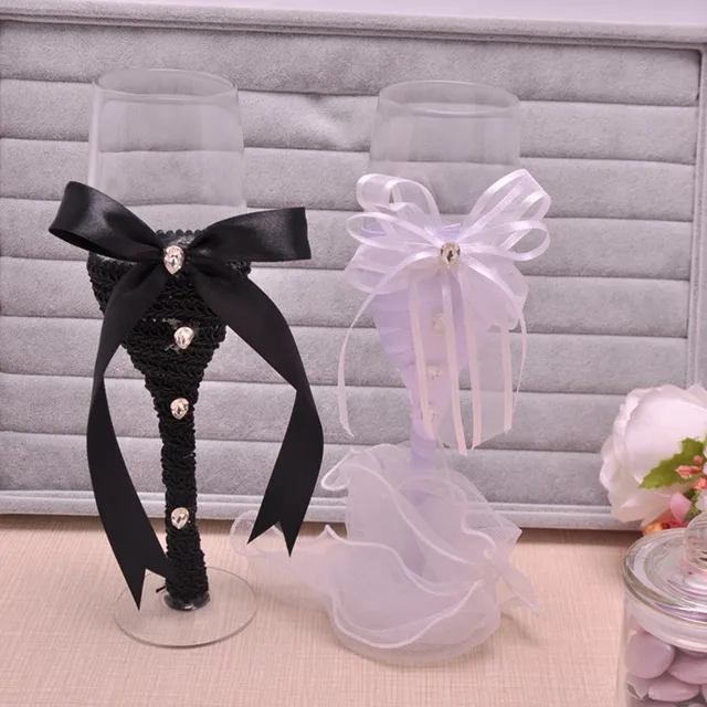 Decorating Champagne Gles With Ribbon Wedding Tips And Idearibbon Wedding Gles With Seashells Google Search Handmade Decorationsgl Beachwedding Gleschampagne
