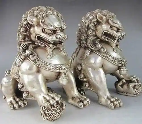 Antique Tibet Silver Guardian Lion Foo Fu Dog Door guard carved Statue A Pair