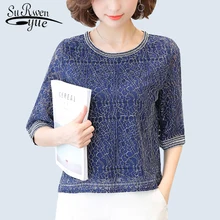 2019 Autumn new casual loose hollow embossed women blouse round neck plus size fashion lace women shirt top blusas 168A 30