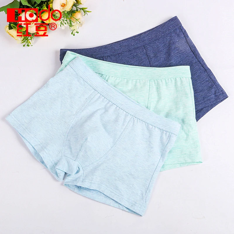 

A box of 3 pieces Boy primary & high school student cotton boxer shorts four corner shorts underwear solid color cotton