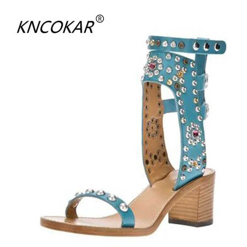 

Casual Street Style Gladiator Sandals Studded Rivets Open Toe Women Shoes Top Quality Buckle Strap Rome Sandals Woman