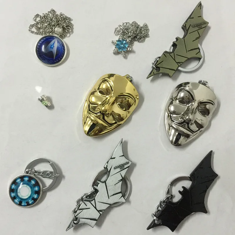

The Avengers Marvel Character Metal Keychain Key Ring Decoration Gift Thor Hammer/Batman/V for Vendetta Mask Key Chains