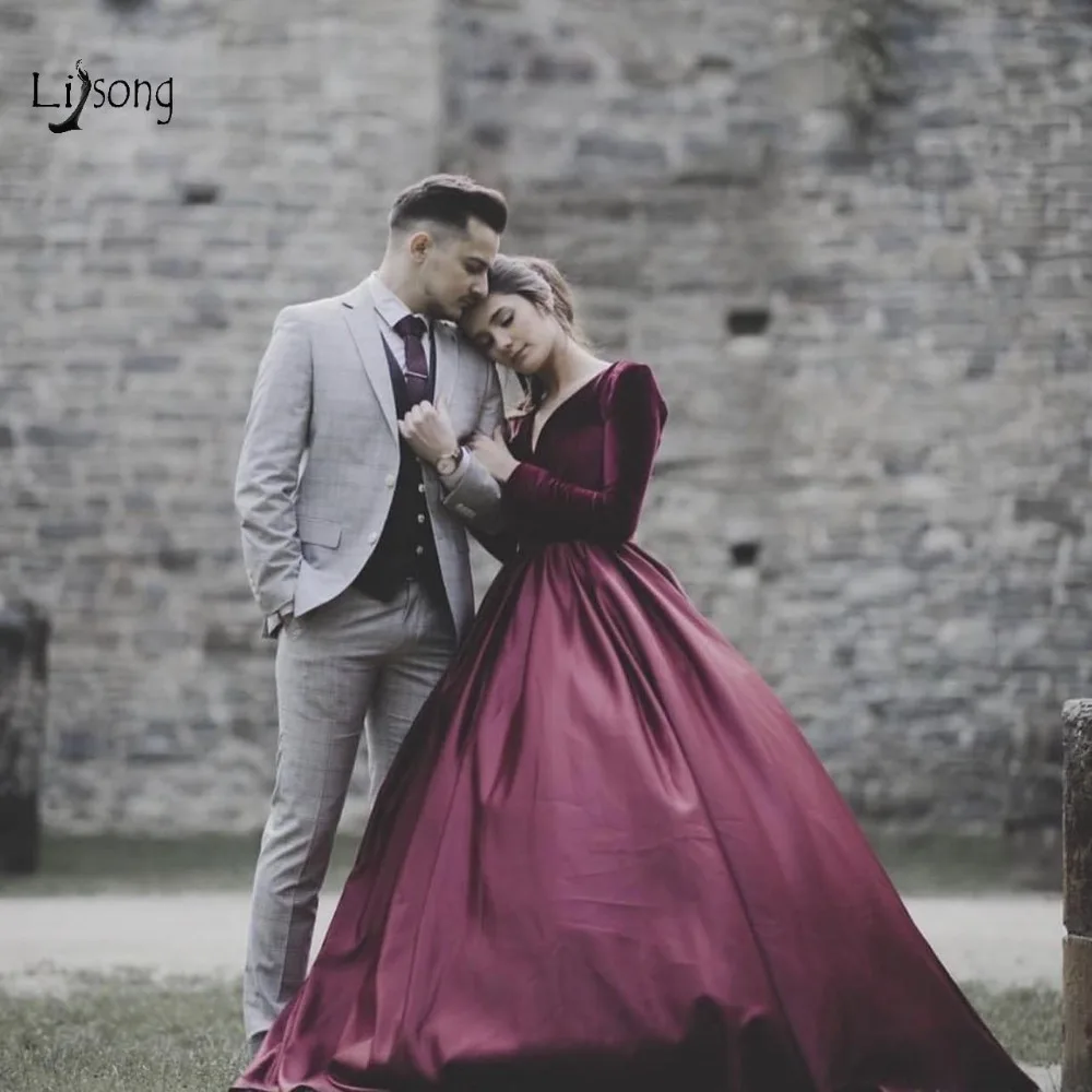 A Bourgogne Manches Élégante Royal Vêtements 2019 Plein Bal Casamento Robe Noiva Rouge ligne V Des Velours cou Robes De Mariée Formels qqvBgw