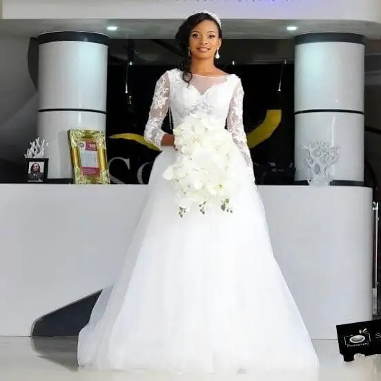 

Sexy Backless Lace A-Line African Wedding Dresses Court Train Tulle Cheap Bridal Gowns Vestido de Noiva