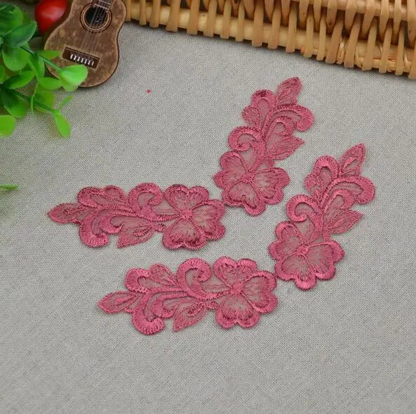

2 Pairs 13*3cm Gorgeous Embroidery Roseo Pink Mirror Lace Applique Lace Patches Flower Shape
