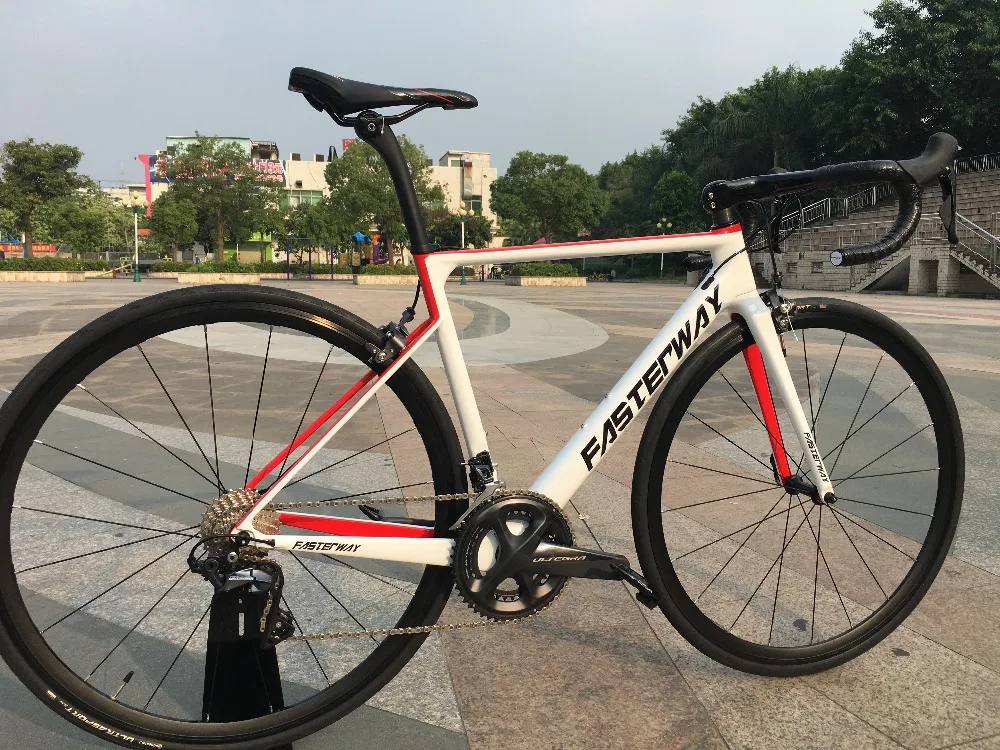 Clearance 700C carbon Road Complete Bike 22 Speed 105 5800 Groupset TAIWAN brand light blue sky FASTERWAY CLASSIC D brake 49/52/54/56/58 86 Clearance 700C carbon Road Complete Bike 22 Speed 105 5800 Groupset TAIWAN brand light blue sky FASTERWAY CLASSIC D brake 49/52/54/56/58 86