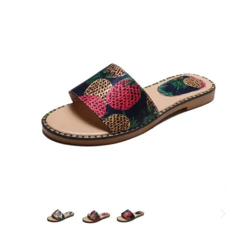 

Cute sweet girl 2019 summer new set of toe pineapple decoration flat sandals home outdoor slippers