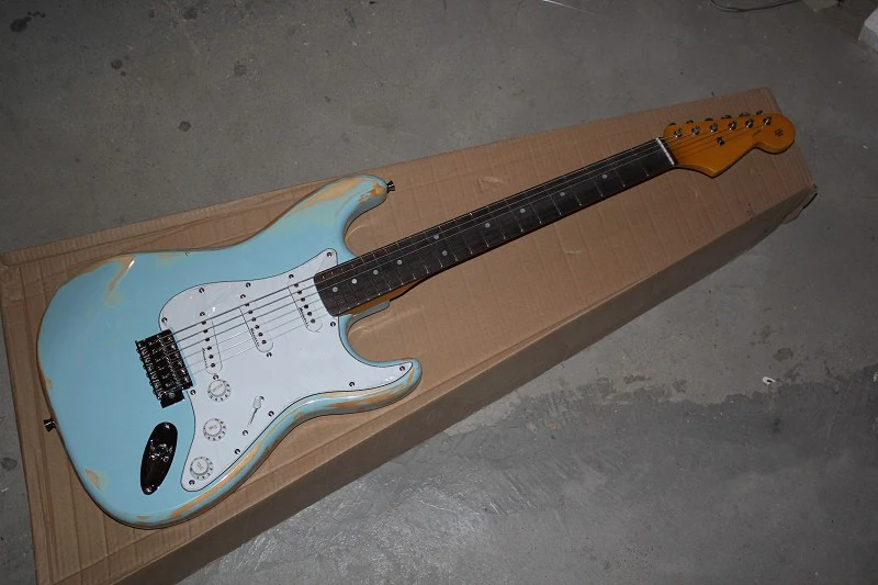 

Free Shipping New Arrival Custom Guitar F SSS Distressed Stratocaster blue 6 Strings natural Wood Electric Guitar