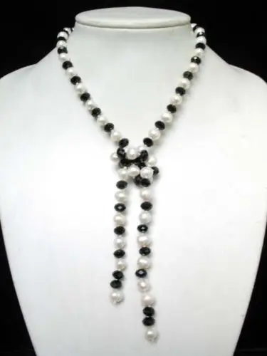 

Jewelr 004809 necklace white freshwater pearl mixed black crystal beads 45