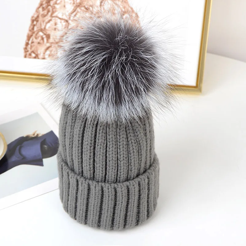 Knb043 зима женский съемный Silver Fox Мех животных pom вязаные шапочки Skullies Для женщин Мех животных мяч шапка шапки осень Homme