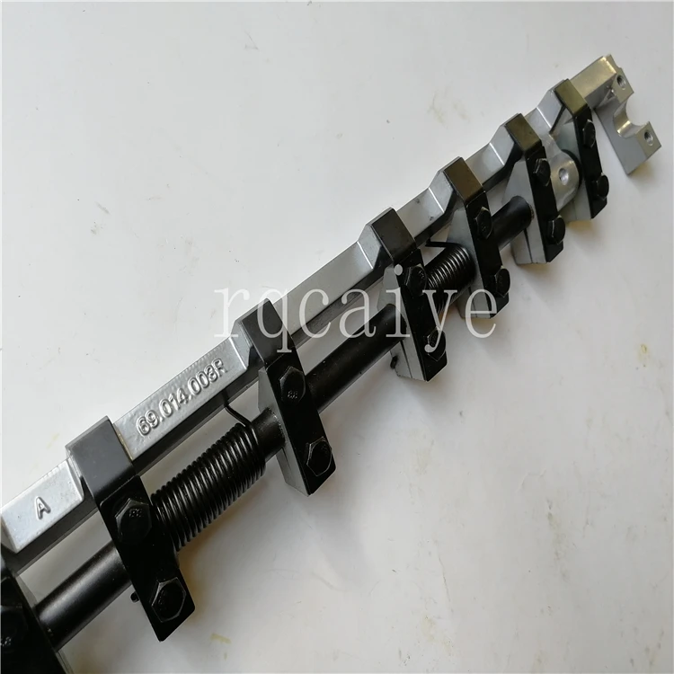 GTO52 gripper bar (2)
