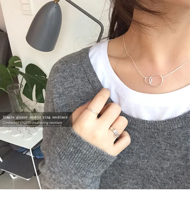 Geometric Minimalist Circle Necklace