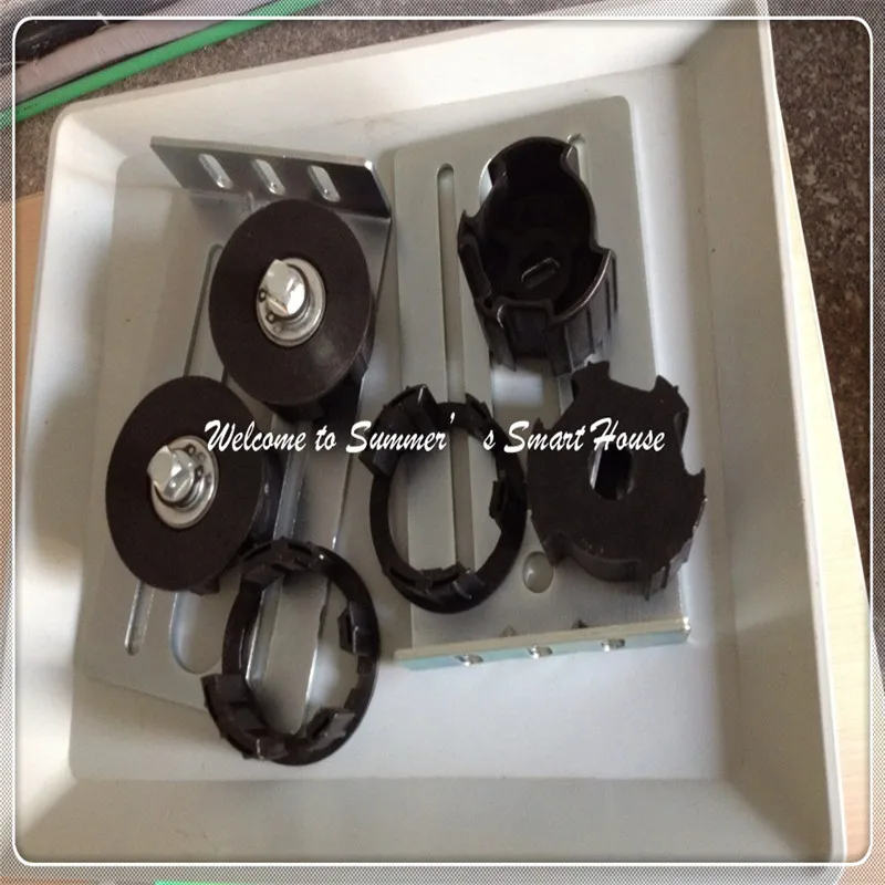 

Idler Crown Adapter and Bracket for Motor and Fitable Roller Tube