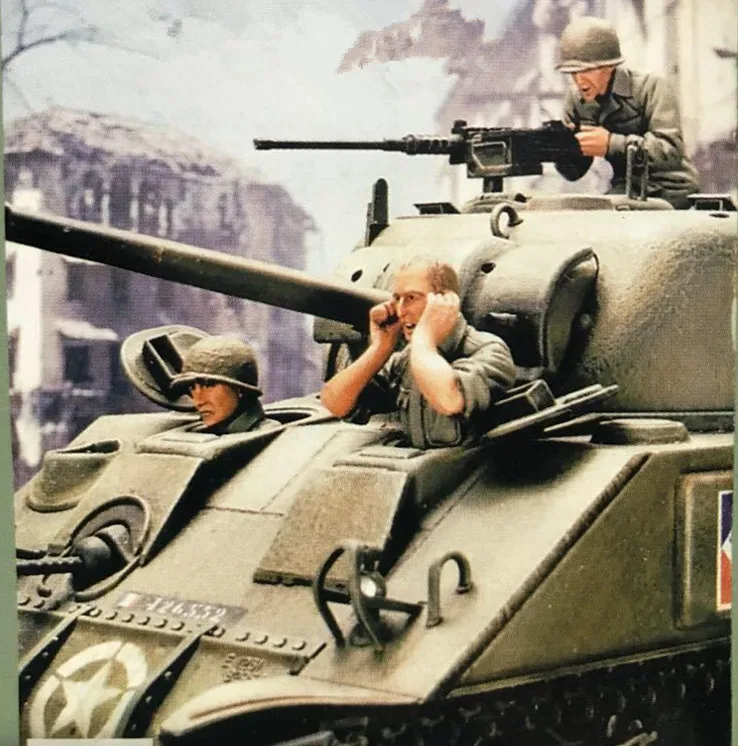 1/35 модельная фигурка из смолы комплект разобранный Неокрашенный 628 (без