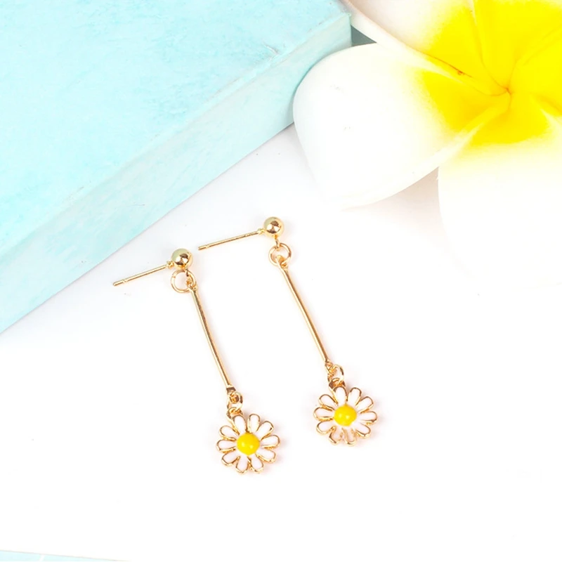 Korean Japan White Yellow Flower Drop Earrings Cute Small Daisy Long Dangle Earrings For Women Girl Gift Summer Jewelry