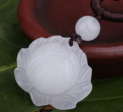 

Free shipping >>@>> hot sell Chinese jade hand-carved Lotus pendants beautiful jade pendants