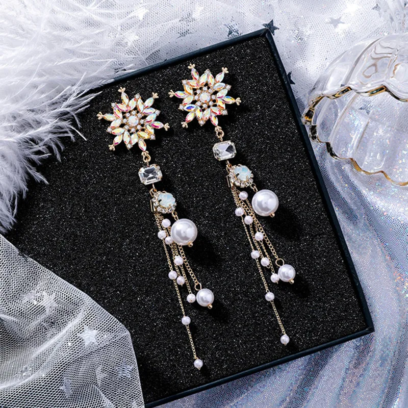 

New Luxury Colorful Rhinestone Snowflake Flower Long Pearl Tassel Drop Earrings Exaggerated Baroque Style Women Jewelry EC1422