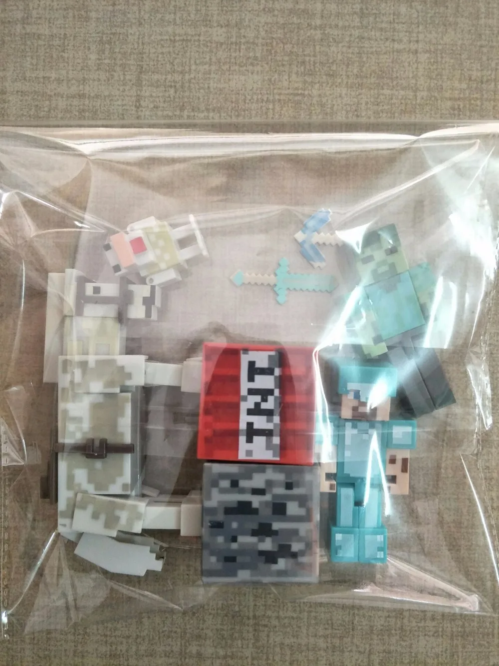 HTB1CiTDXsnrK1RjSspkq6yuvXXaQ