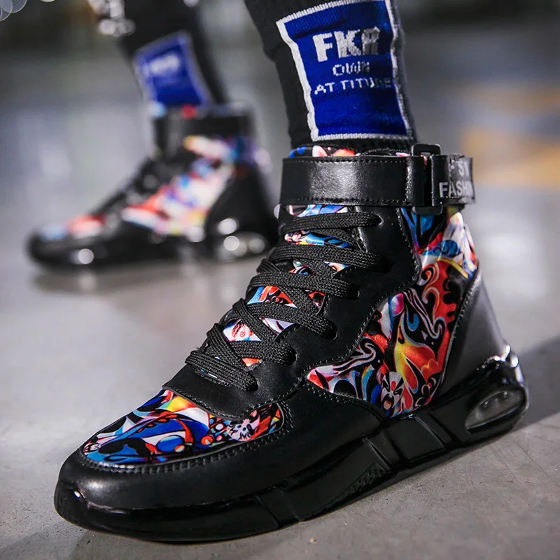 

Men Skateboarding Shoes Breathable Sneakers air-cushioned sports shoes Street style high top lace-up skateboard shoes black