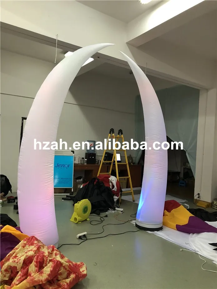 Красочные светодиодные надувные цвета слоновой кости для свадебного