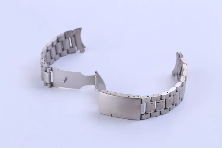1114
