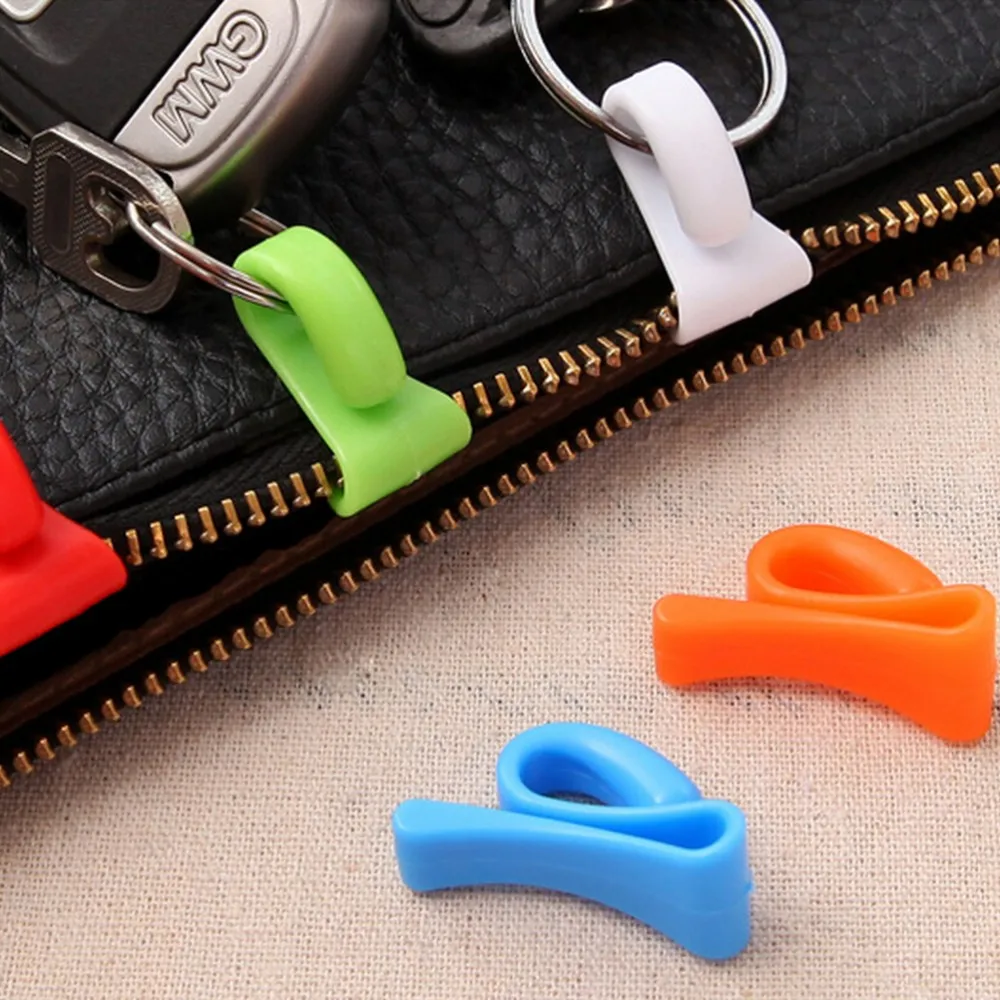 

2 Pcs/set Novelty Home Plastic Mini Cute Creative Anti-lost Hook Within The Bag Key Storage Holder Rack