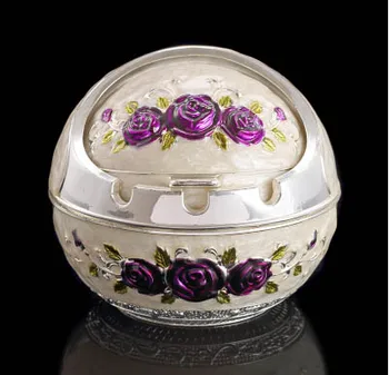 

Ceramic ashtray