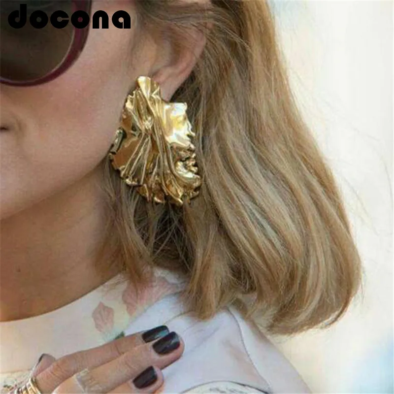 

docona Trendy Gold Color Irregular Fold Leaf Drop Earring for Women Punk Large Curved Geometric Pendant Earrings Brincos 4259