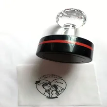 Заказанное кольцо на свадьбу штемпель с инициалы имя и дата и текст самообслуживаемая чернильная печать на конверт 45/50 мм круг