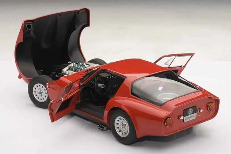 AUTOart 1:18 Alfa Romeo ALFA ROMEO TZ2 1965 модель автомобиля из сплава