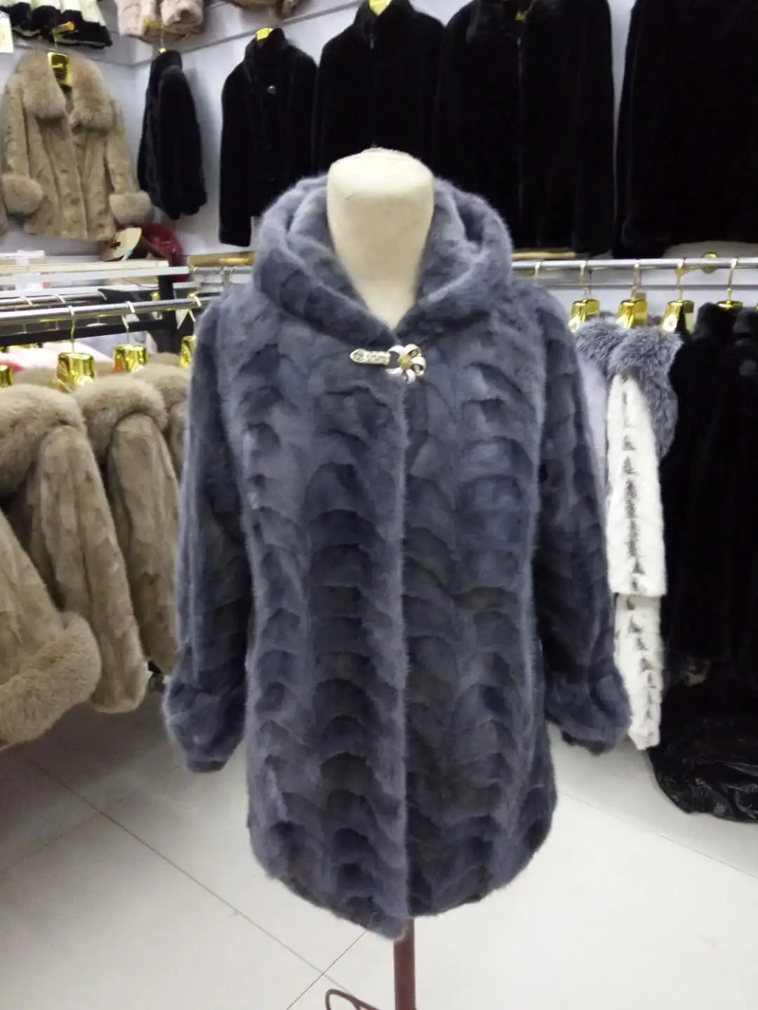 

2018 winter new natural real pieces mink fur coat long outerwear coats women clothing