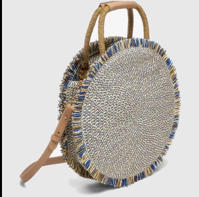 2019 Lady Round Rattan Bag Handmade  Straw Woven Circle Crossbody Handbag for Women Round Tassel Beach Straw Bag