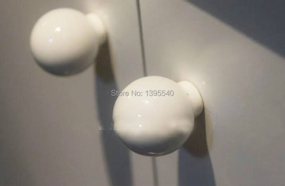 ceramic cabinet knob 6.jpg