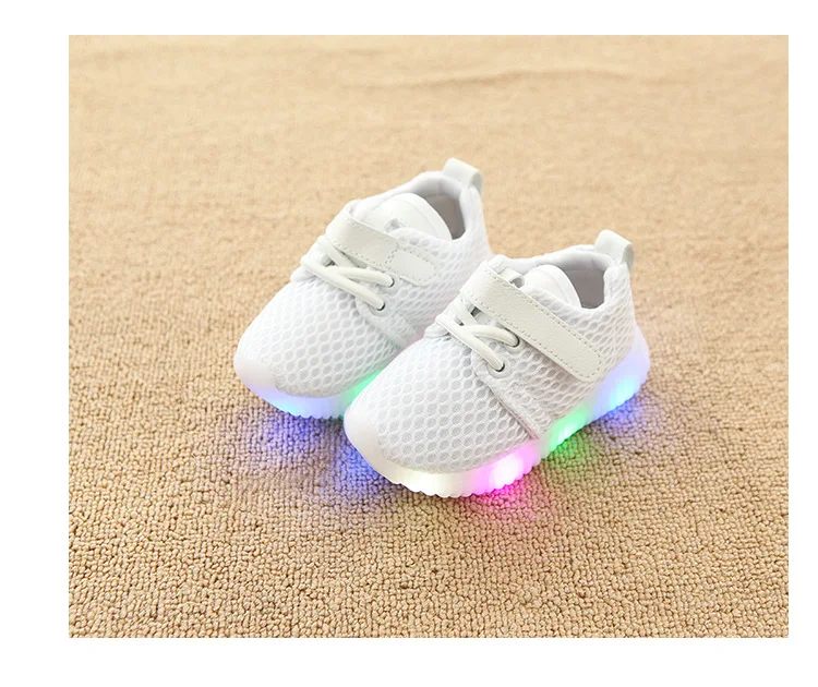 Kkabbyii детей Обувь с легким Chaussure LED Enfant детский спортивный Обувь дышащая Обувь для мальчиков LED Спортивная обувь для Обувь для девочек