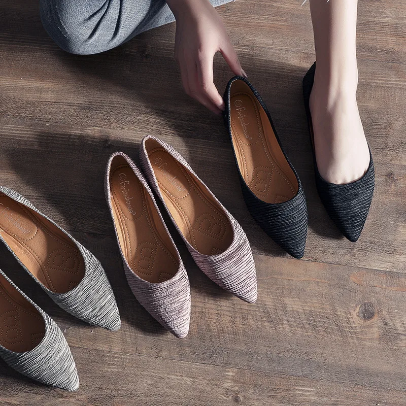 

Womens Shoes 2019 Spring/Autumn New Flats Fashion Elegant Ballet Flats Solid Pointed Slip-on Shallow Breathable Plus Size 33-43