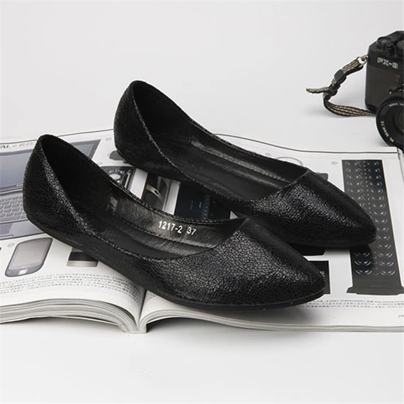 BEYARNE-Spring-Summer-New-Moccasins-Women-Casual-PU-Leather-Designer-Shoes-Ladies-Slip-On-Black-Silver (3)