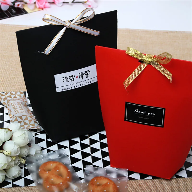 

Baking Gift Box Black Red Gilding Snowflake Crisp Small Gift Boxes Nougat Biscuit Packaging Box Baking Packaging Box Wholesale