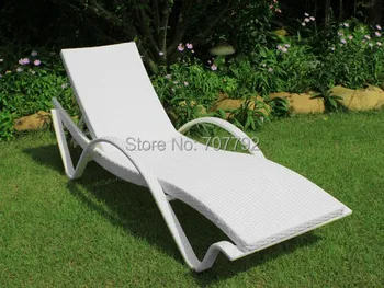 

Fancy!outdoor wicker lounge daybed for your beautiful life