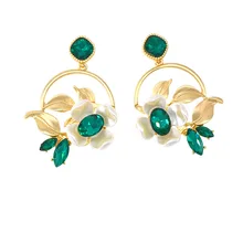 Baroque Pearl and Crystal Earrings for Women Tassel Korean Statement Luxury Crystal Boho Vintage Drop Gold Rhinestone Earrings Baroque Pearl and Crystal Earrings for Women Tassel Korean Statement Luxury Crystal Boho Vintage Drop Gold Rhinestone Earrings