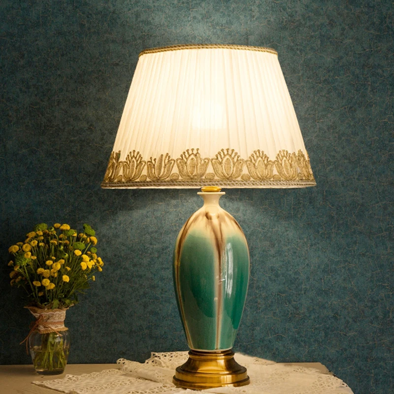 

China Antique Living Room Vintage Table Lamp Porcelain Ceramic Table Lamp wedding decoration hotel table lamp