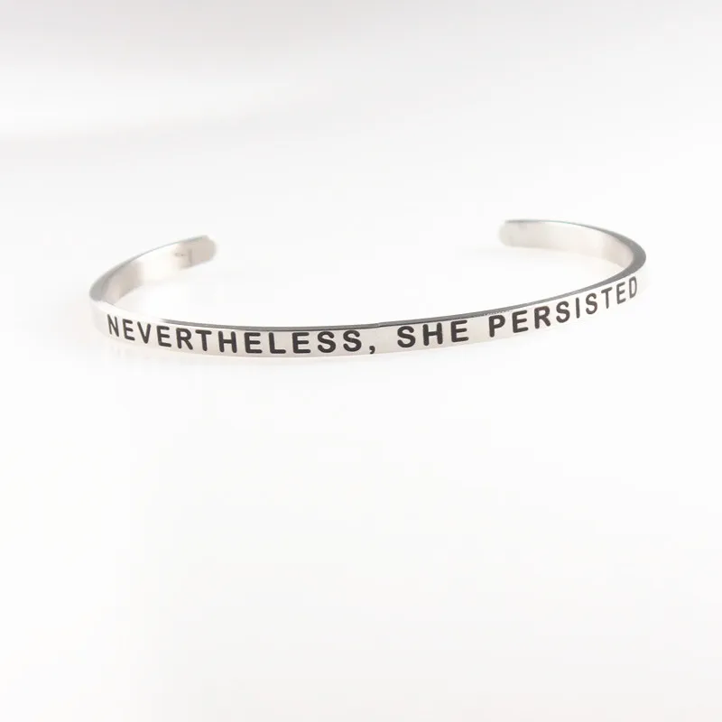 NEVERTHELESS SHE PER Это также должно пройти браслеты из нержавеющей стали лазерная гравировка мантра Открытые Браслеты на запястье вдохновляющие ювелирные изделия оптом - Окраска металла: NEVERTHELESS SHE PER