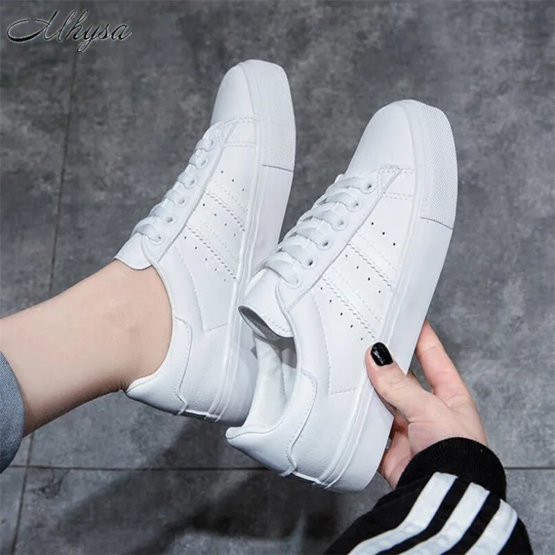 

Mhysa 2019 New spring and summer women's fashion wild flat shoes breathable tie solid color lace up casual shoes sneakers L254