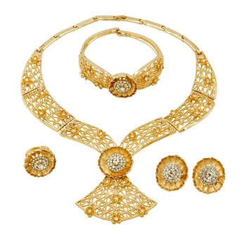 

2019 Classic Creative 18 Gold Jewelry Sets Crystal Necklace Ring Earrings European Bridal Wedding Party Gift Jewelry